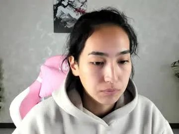 Freechat kira_lilian on Chaturbate