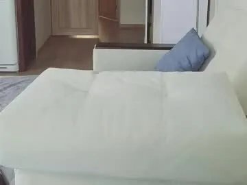 kristinedean on Chaturbate