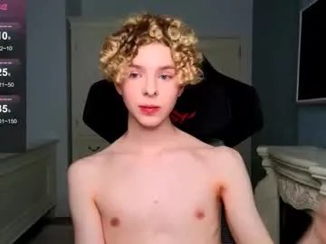 kudi_j on Chaturbate