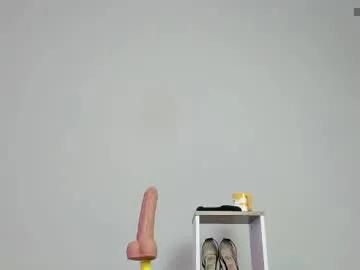 Amazing Lanna_russo1 wants you to fuck her body now lanna_russo1 from Chaturbate