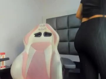 Freechat laura__js_ on Chaturbate