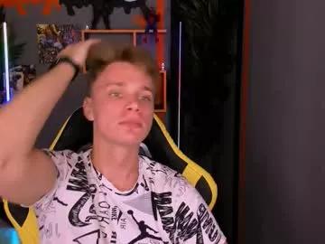 lawrence_miles on Chaturbate 