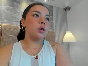 Freechat leilapons on Chaturbate