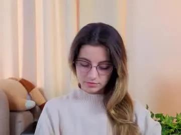 Discover 18 years old lelahcaminero from Chaturbate lelahcaminero from Chaturbate