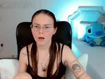 Private lexalove_doll on Chaturbate