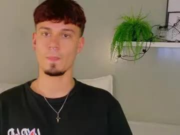 Freechat liamthunder05_ on Chaturbate