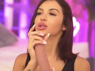 Freechat lila_hottie_rosie on Chaturbate