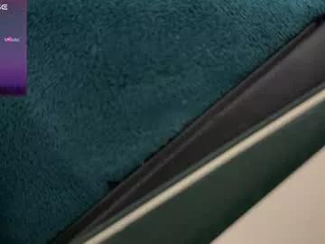 Freechat lilbenny05 on Chaturbate