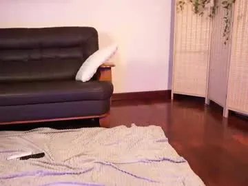 Freechat lillucooper on Chaturbate