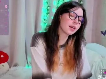 little_teya on Chaturbate