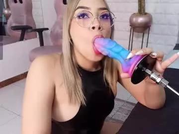 Freechat lizzie_evans on Chaturbate