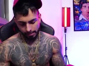 logan_hugh8 from Chaturbate