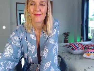 Join Chaturbate's Lolaaelita lolaaelita from Chaturbate