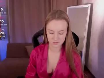 Freechat lucyshaw on Chaturbate