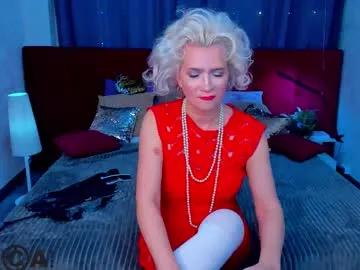 luna_lew1s from Chaturbate