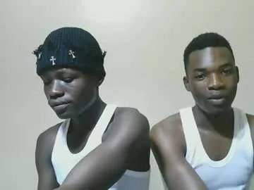 luoislove on Chaturbate