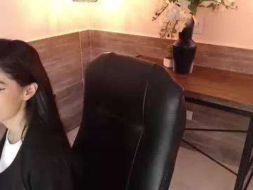 lussiewillow on Chaturbate 
