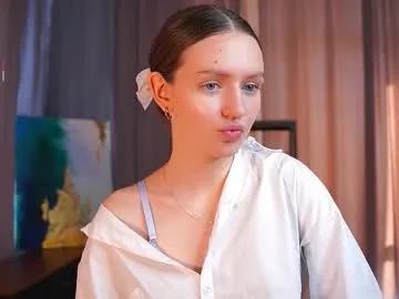lynnaappling on Chaturbate