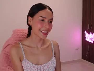 Freechat lzzyink on Chaturbate