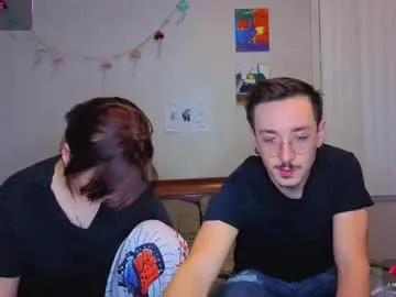 Freechat mamiclouds on Chaturbate