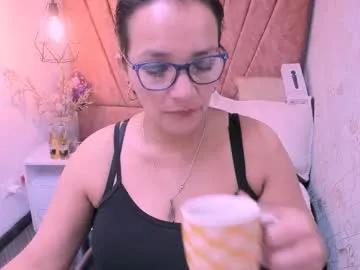 Freechat marylinmilf on Chaturbate