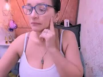 Freechat marylinmilf on Chaturbate