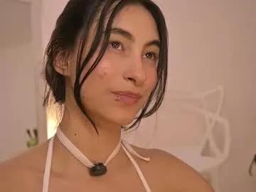 Freechat mavii__ on Chaturbate