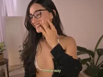 Freechat mavii__ on Chaturbate