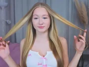 Masturbate to Chaturbate's Maybaybe maybaybe from Chaturbate