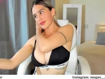 meganconnor_ on Chaturbate