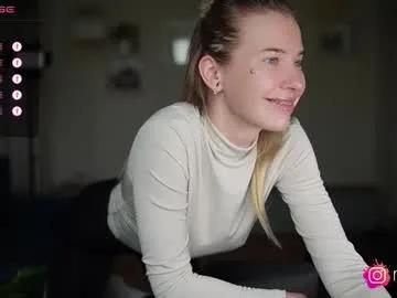 Freechat mel_collins on Chaturbate