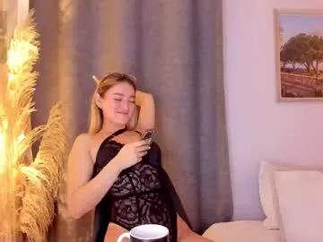 Freechat mia_white11 on Chaturbate