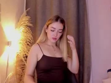 Freechat mia_white11 on Chaturbate
