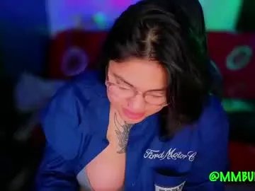 miacanela_xo on Chaturbate