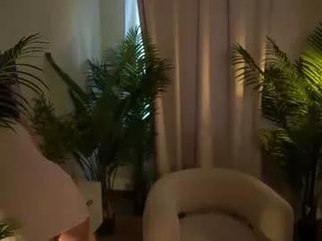 Freechat miafleur on Chaturbate