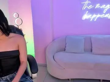 mialaurence_ on Chaturbate