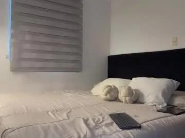 Freechat miavega1 on Chaturbate