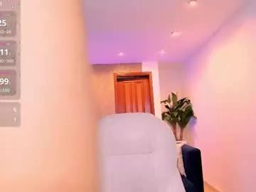miiaa_evans on Chaturbate 