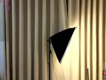 Freechat mikakimura on Chaturbate