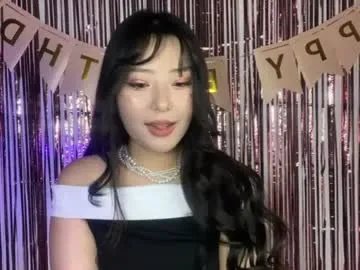 Freechat mirafloat on Chaturbate