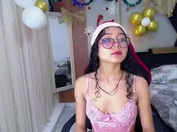 moon_and_fire_ on Chaturbate