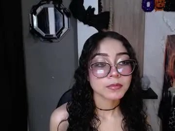 moon_and_fire_ on Chaturbate
