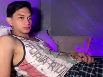 Watch Mrshawn95, he wants to masturbate for you mrshawn95 from Chaturbate