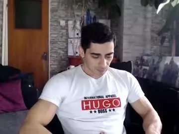 Freechat musclebredon on Chaturbate