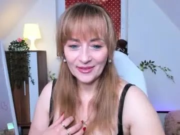 Freechat naughtymilane on Chaturbate