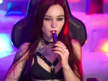 Freechat nelle_ on Chaturbate