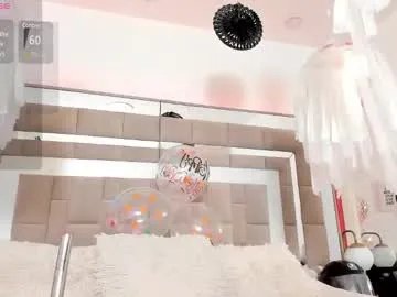 Freechat nicolle_foxy on Chaturbate