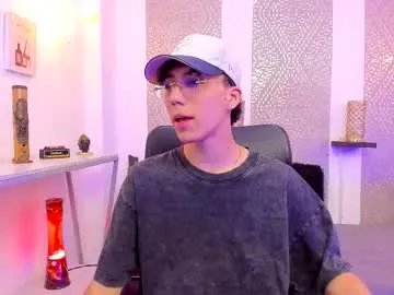 Freechat nikolay_gregori on Chaturbate