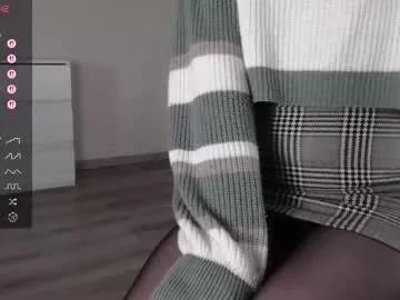 noelleneptune on Chaturbate