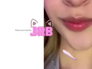 Freechat nora_vennucci on Chaturbate